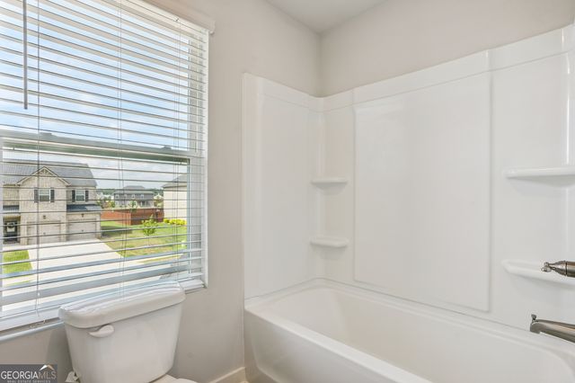 946 Teabiscuit Way, Mcdonough, GA 30253
