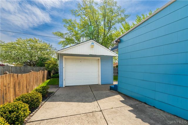 1715 Parker Boulevard, Tonawanda, NY 14150