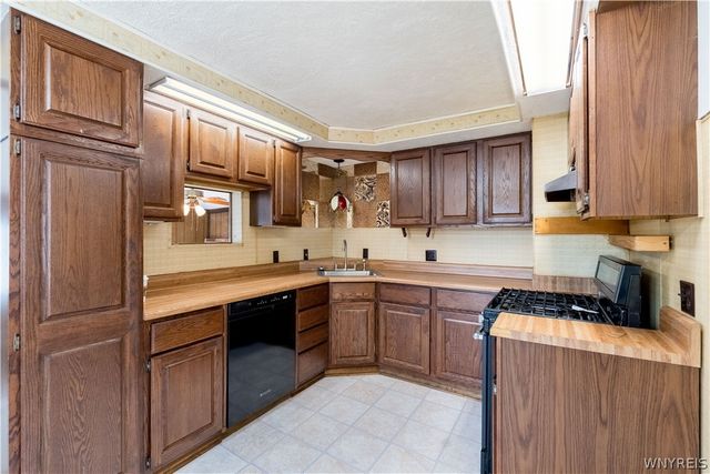 1715 Parker Boulevard, Tonawanda, NY 14150