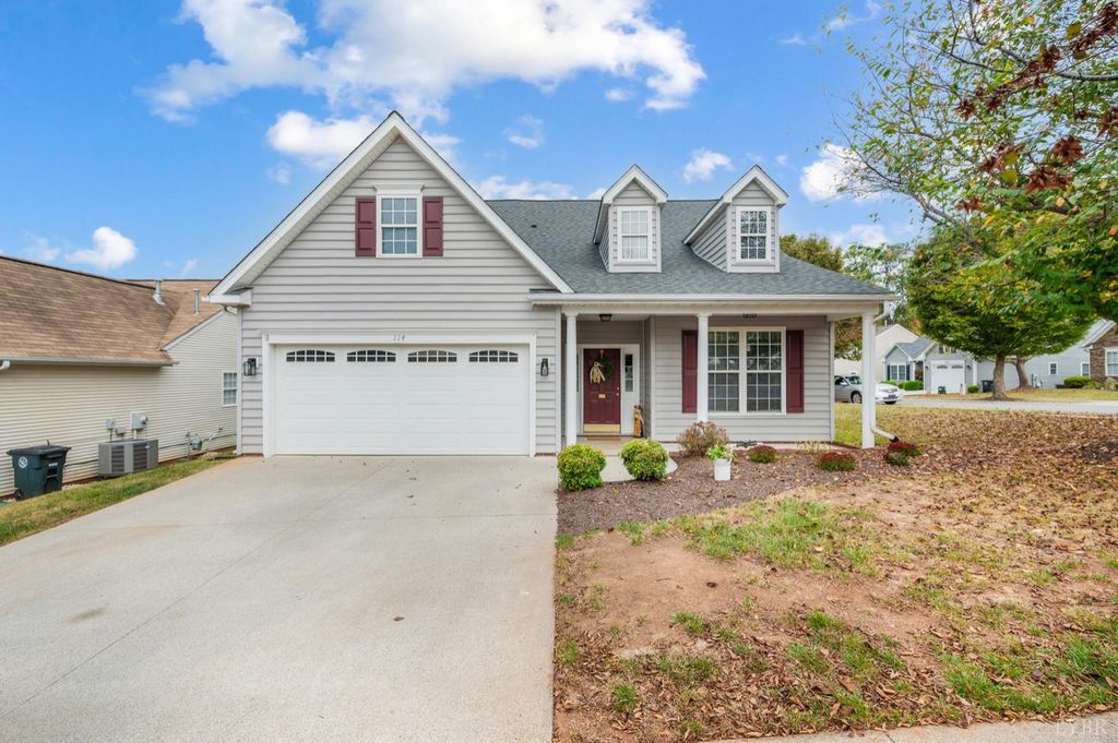114 Thornfield Drive, Lynchburg, VA 24502