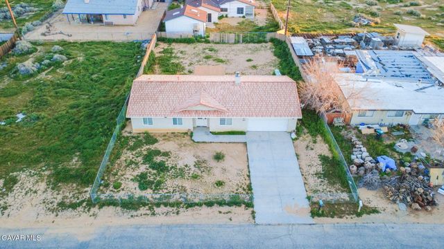 8570 Oleander Avenue, California City, CA 93505