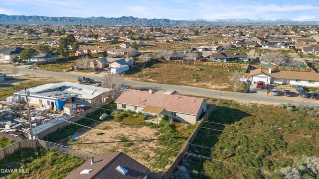 8570 Oleander Avenue, California City, CA 93505