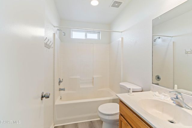 8570 Oleander Avenue, California City, CA 93505