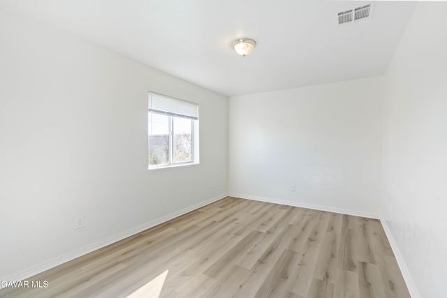 8570 Oleander Avenue, California City, CA 93505