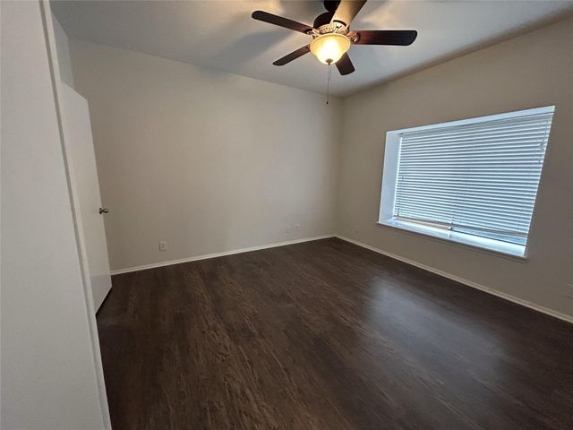 2213 S Braeswood Boulevard 12B, Houston, TX 77030