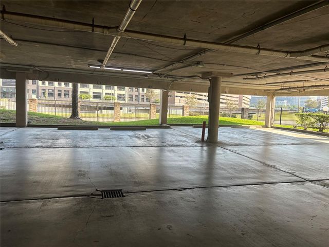 2213 S Braeswood Boulevard 12B, Houston, TX 77030