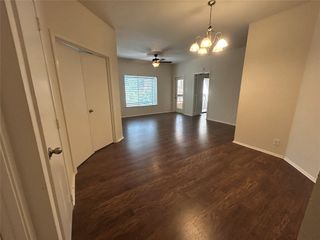 2213 S Braeswood Boulevard 12B, Houston, TX 77030