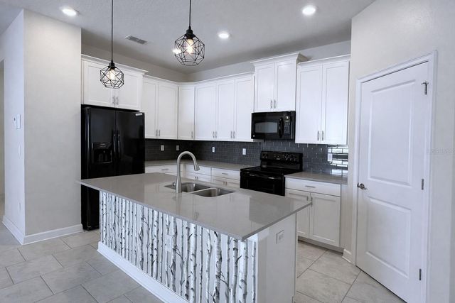 3943 CORTLAND DRIVE, Davenport, FL 33837