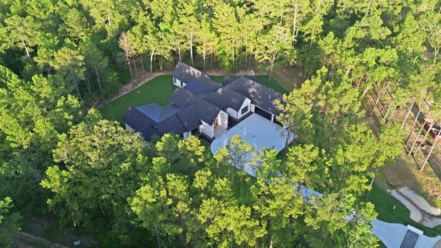 25100 Fort Davis Road, Montgomery, TX 77316