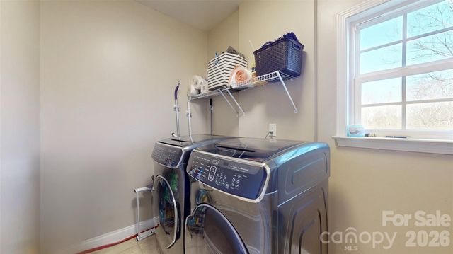 7267 Willowbrook Drive, Denver, NC 28037