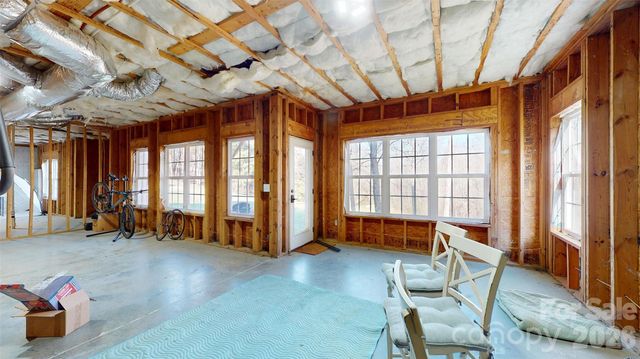 7267 Willowbrook Drive, Denver, NC 28037