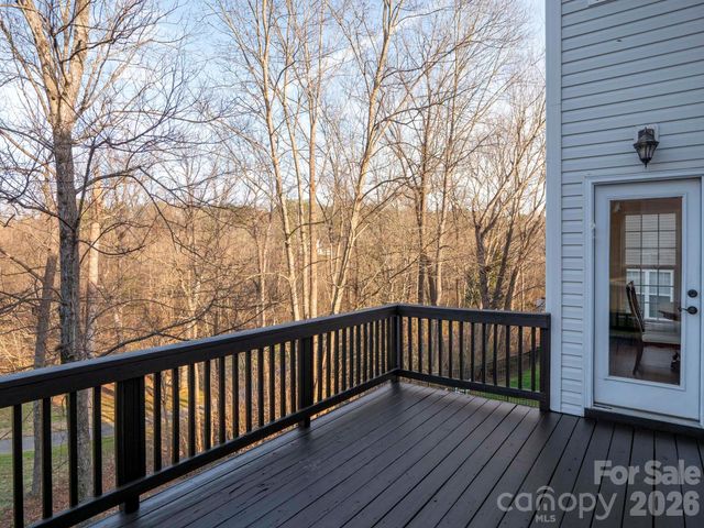 7267 Willowbrook Drive, Denver, NC 28037