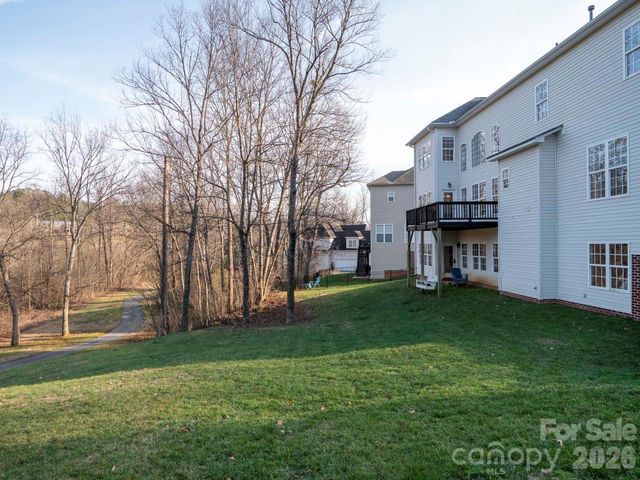 7267 Willowbrook Drive, Denver, NC 28037