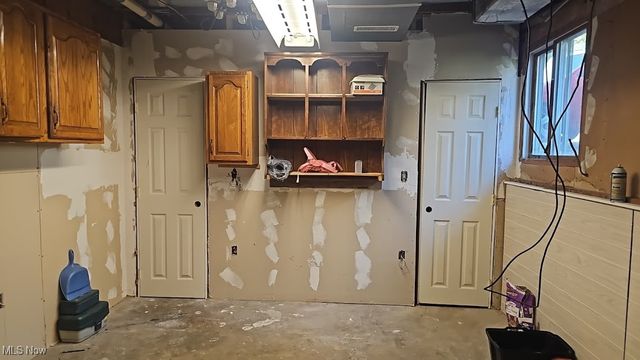 1070 Central Avenue, Bellaire, OH 43906