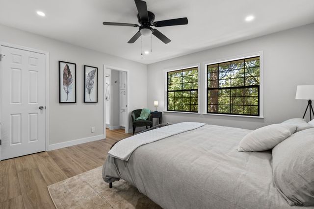 15880 Names Dr, Grass Valley, CA 95949