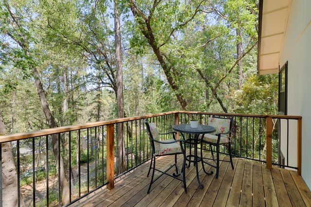 15880 Names Dr, Grass Valley, CA 95949
