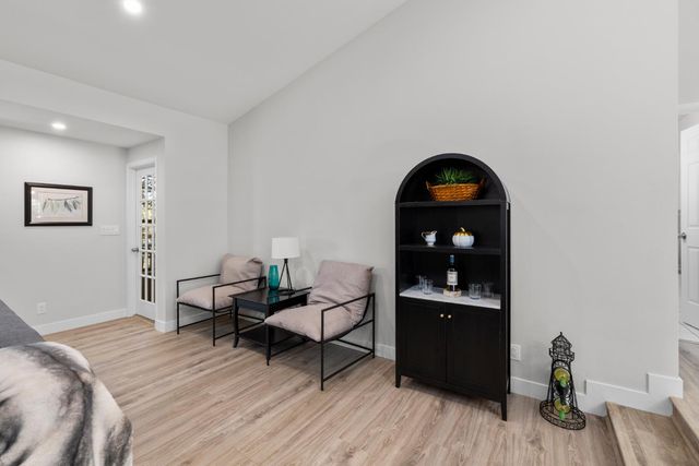 15880 Names Dr, Grass Valley, CA 95949