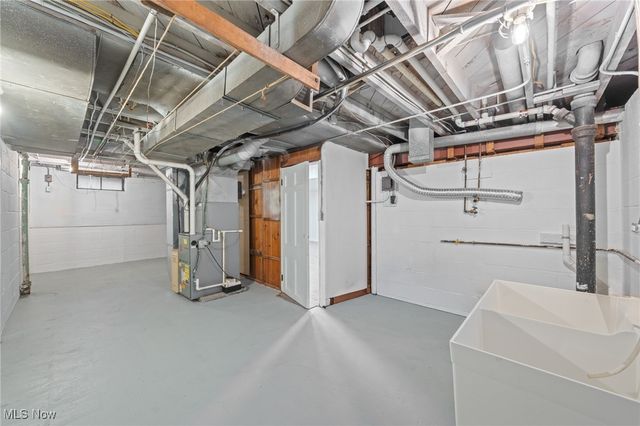 17806 Maple Heights Boulevard, Maple Heights, OH 44137