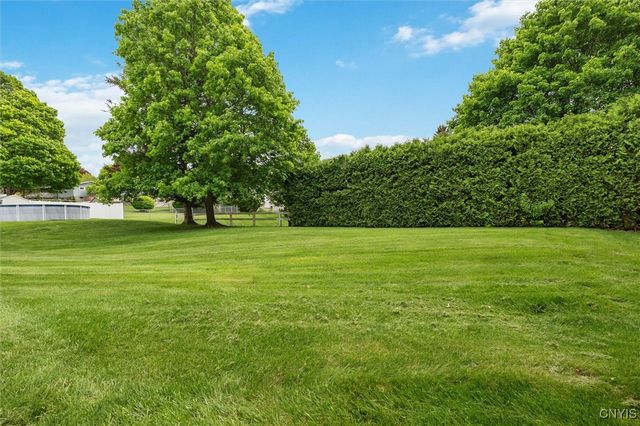 104 Hillside, Camillus, NY 13031
