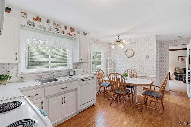 104 Hillside, Camillus, NY 13031