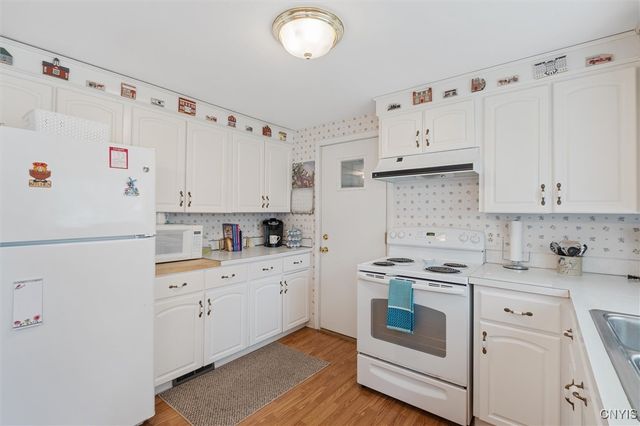 104 Hillside, Camillus, NY 13031