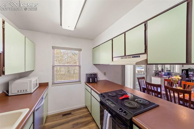 413 S Chelton Road, Colorado Springs, CO 80910