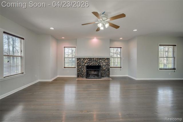 39936 Warren Road, Canton, MI 48187