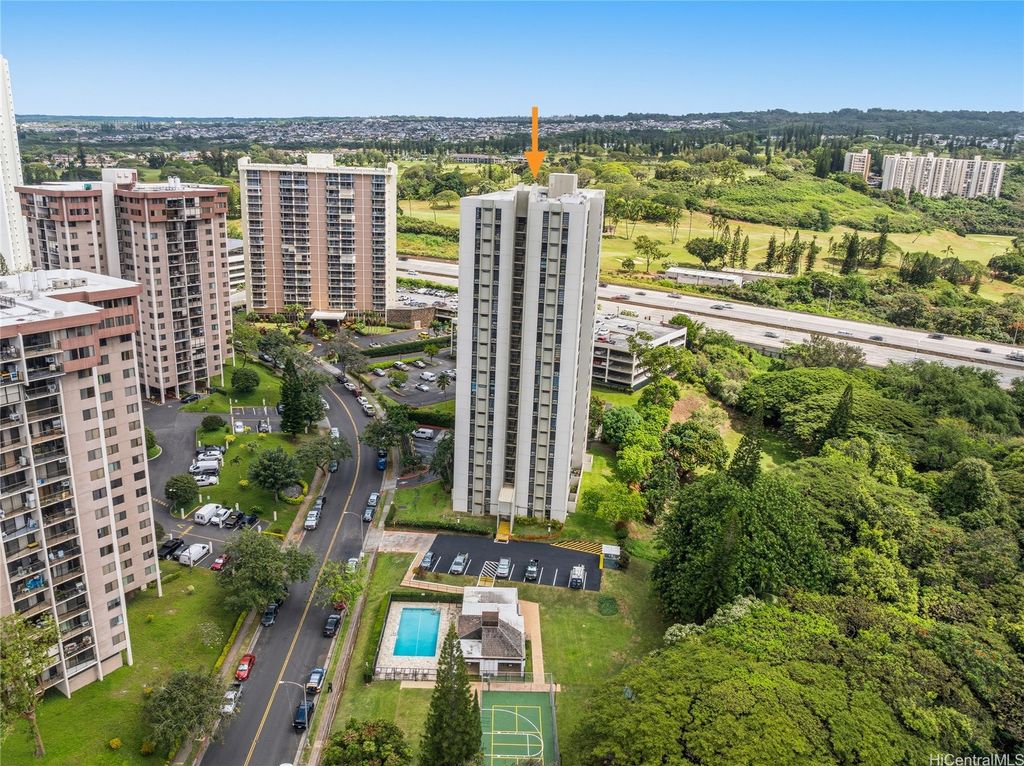98-500 Koauka Loop 15K, Aiea, HI 96701