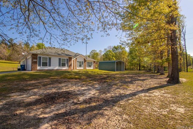 7586 Mars Hill Road, Bauxite, AR 72065