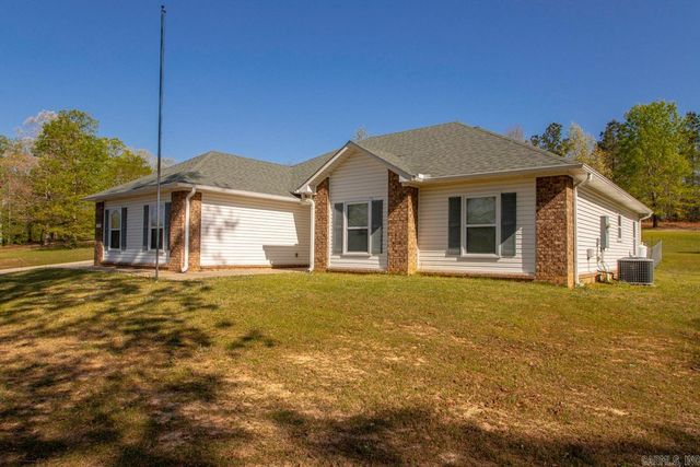 7586 Mars Hill Road, Bauxite, AR 72065