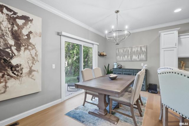 3970 ORCHARD Drive, Bettendorf, IA 52722