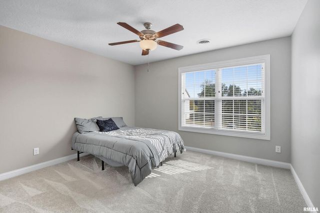 3970 ORCHARD Drive, Bettendorf, IA 52722