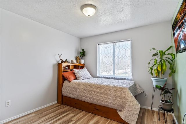 5035 S 6150 W, Hooper, UT 84315