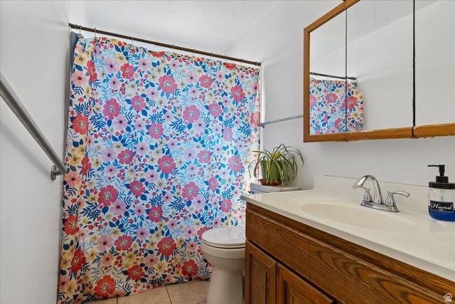 5035 S 6150 W, Hooper, UT 84315