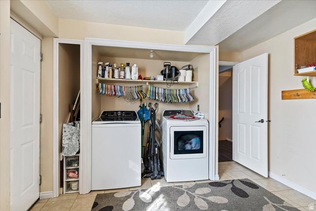 5035 S 6150 W, Hooper, UT 84315