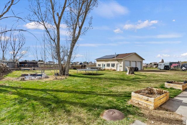 5035 S 6150 W, Hooper, UT 84315