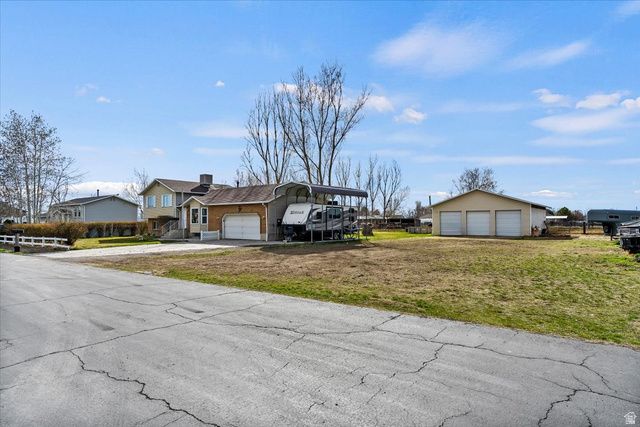 5035 S 6150 W, Hooper, UT 84315