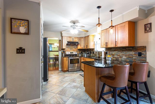 208 W HANSOME WAY, Bear, DE 19701