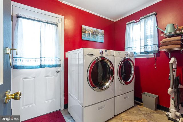 208 W HANSOME WAY, Bear, DE 19701