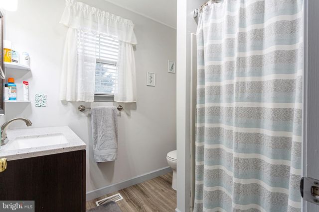 208 W HANSOME WAY, Bear, DE 19701