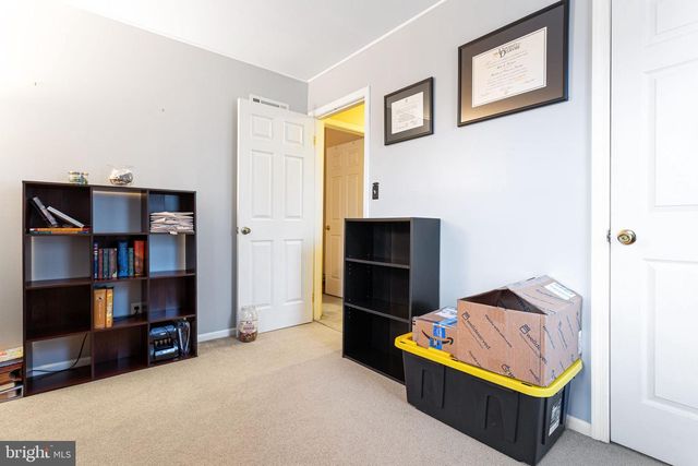 208 W HANSOME WAY, Bear, DE 19701