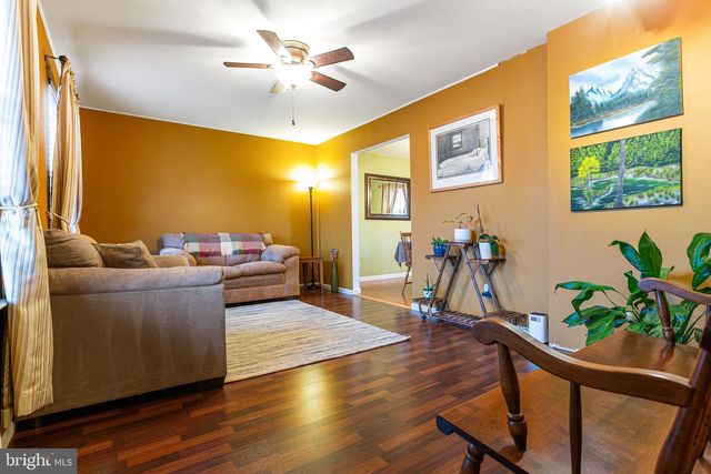 208 W HANSOME WAY, Bear, DE 19701