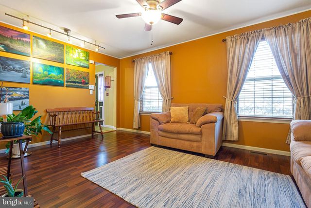 208 W HANSOME WAY, Bear, DE 19701