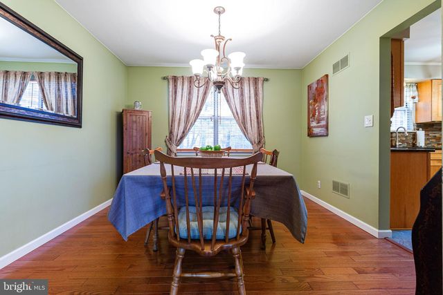 208 W HANSOME WAY, Bear, DE 19701