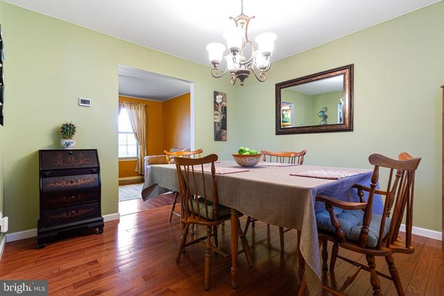 208 W HANSOME WAY, Bear, DE 19701