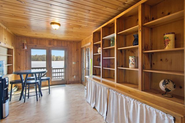 42 North Shore Road, Sandown, NH 03873