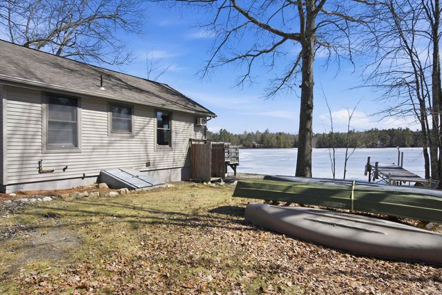 42 North Shore Road, Sandown, NH 03873