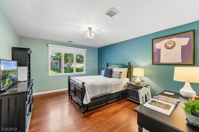 8 Foster Ct, South Orange Village Twp., NJ 07079