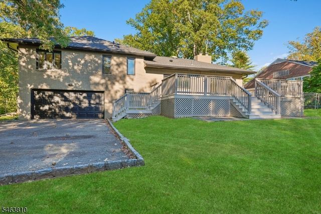 8 Foster Ct, South Orange Village Twp., NJ 07079