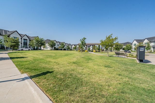 7717 Reis Lane, North Richland Hills, TX 76182